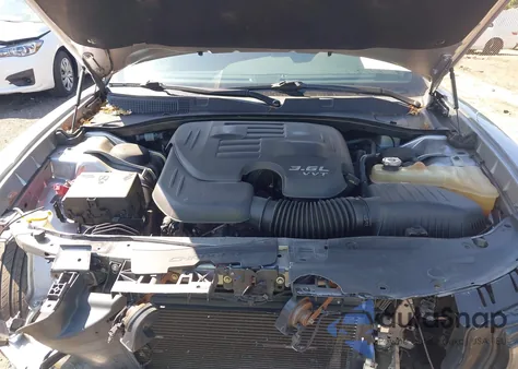 2016 Dodge Charger Sxt z USA, uszkodzony, nr VIN 2C3CDXJG6GH293676